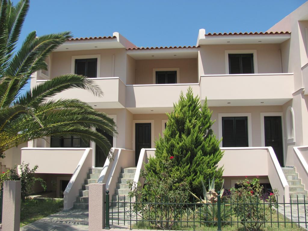 Lakonia Bay Apartments Archangelos  Exterior foto